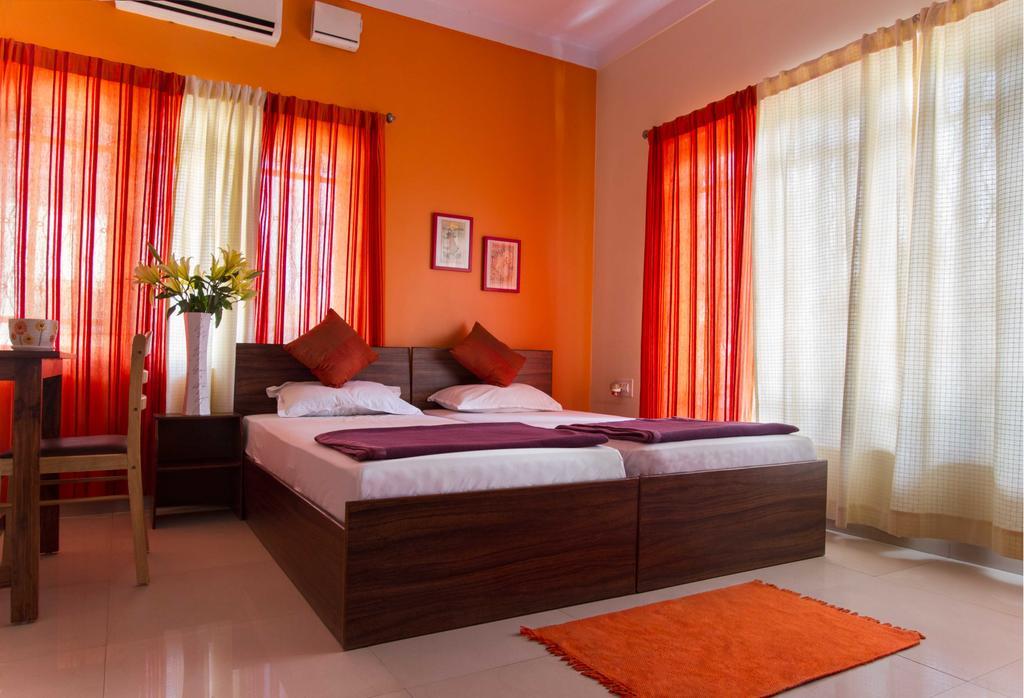Amber Inn Bangalore Luaran gambar